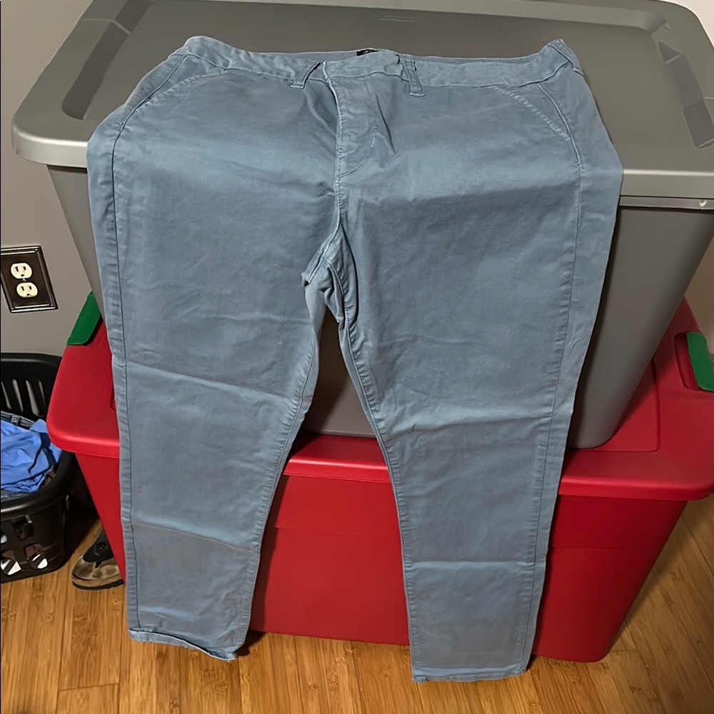 Blue skinny pants